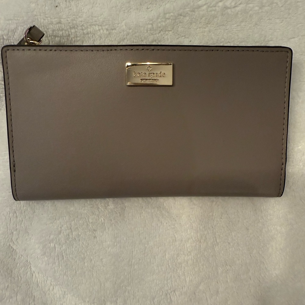 Kate Spade Taupe Wallet